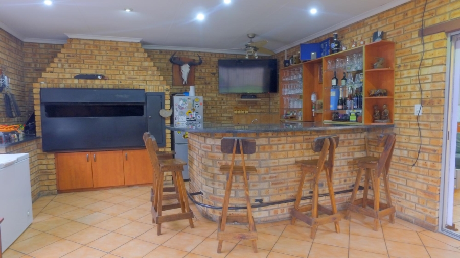 3 Bedroom Property for Sale in Bodorp North West